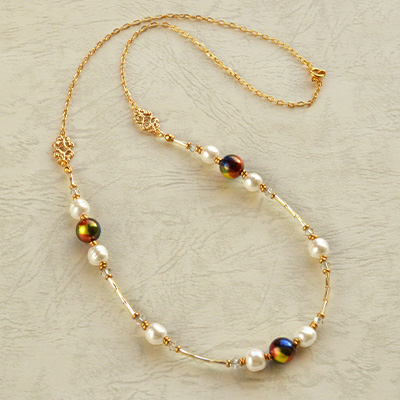Checker Pearl Accessory